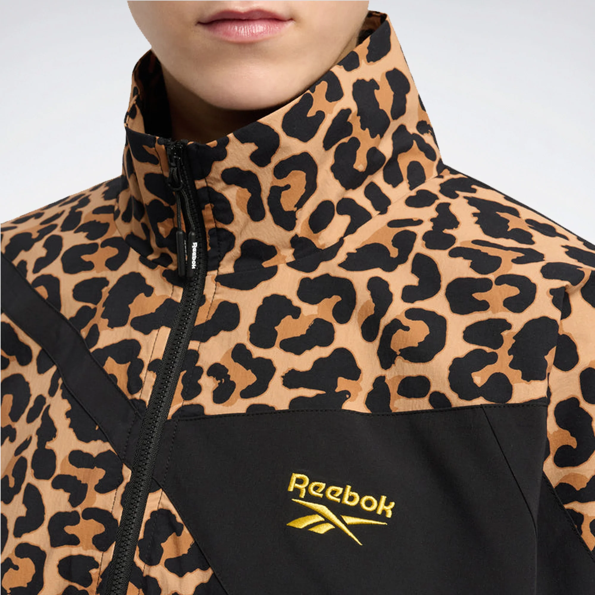Campera Reebok Animal Print Vector Track - Image 3